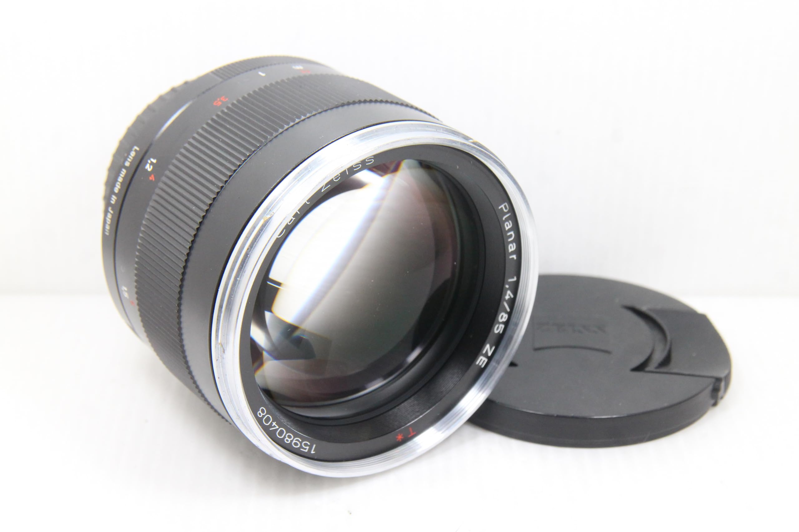 Amazon.co.jp: Carl Zeiss Planar T*1.4/85 ZE (キャノンEF) : Electronics