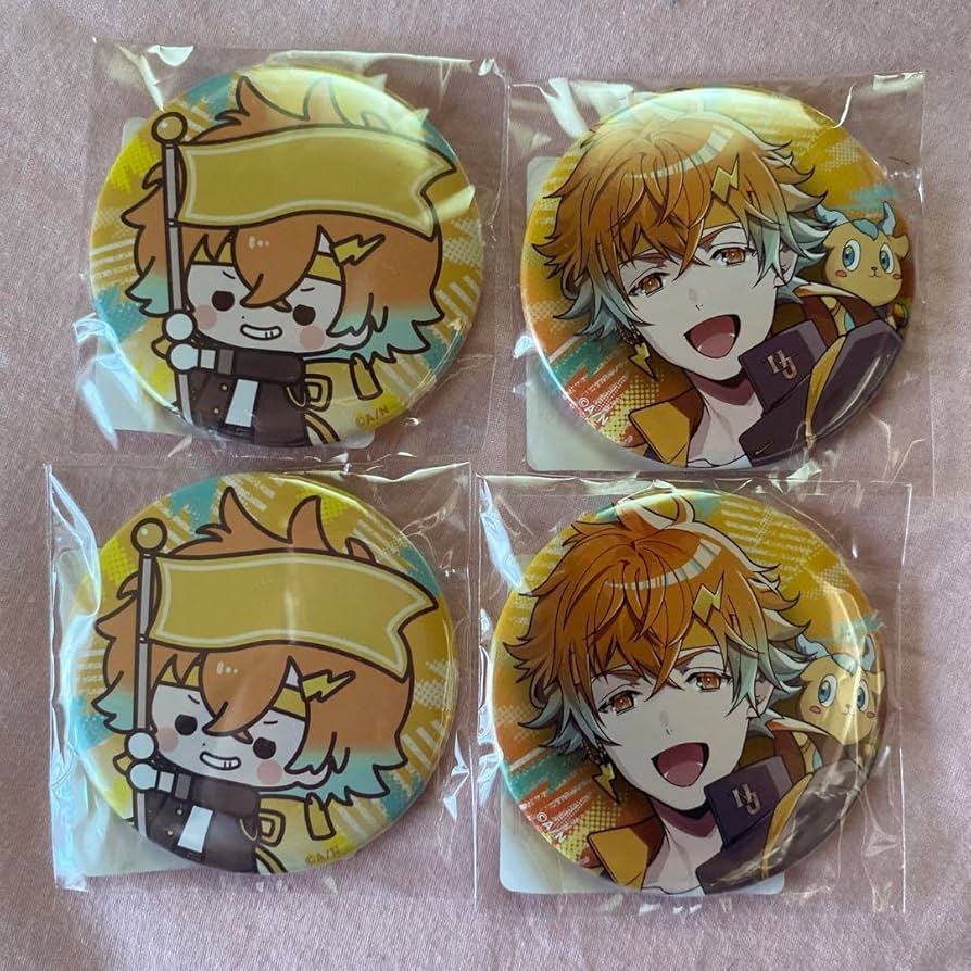 Amazon.co.jp: 宇佐美リト 缶バッジセット : おもちゃ