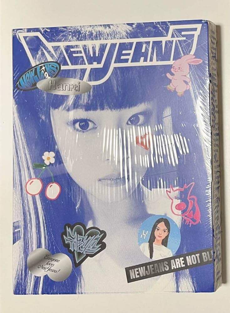 Amazon.co.jp: NewJeans アルバム Bluebook ハニ : 家電＆カメラ