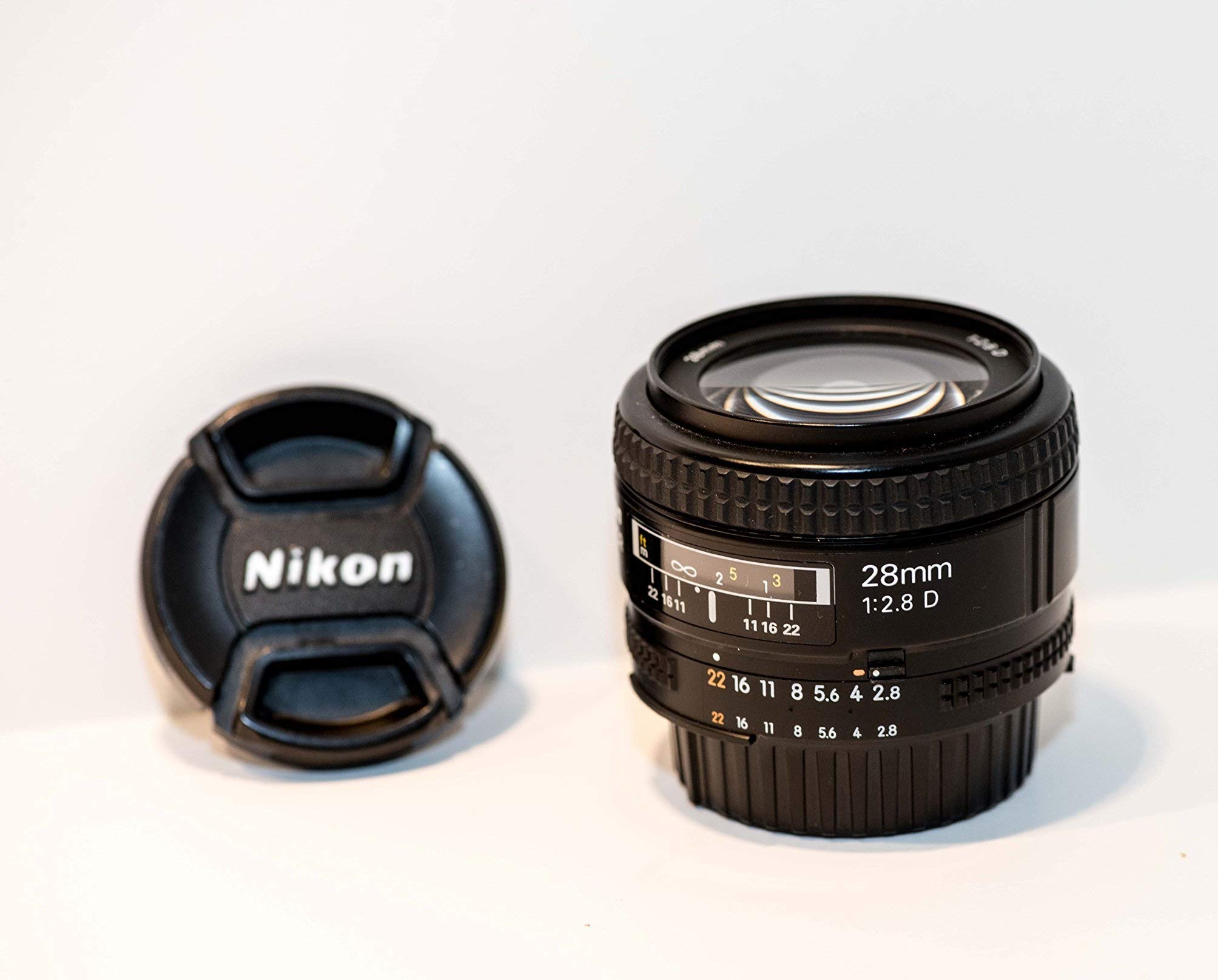 Amazon.com : Nikon 1922 AF FX NIKKOR 28mm f/2.8D Lens with for