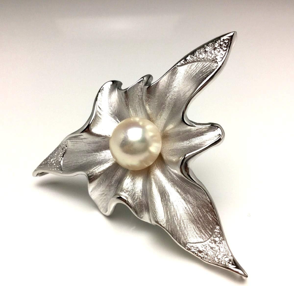 本真珠 アコヤ真珠 ブローチ 9mm シルバー 天然石 イソワパール Isowa
