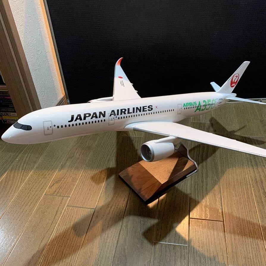 Amazon.co.jp: 1/100 pacmin 日本航空 エアバスA350-900 JA03XJ : ホビー