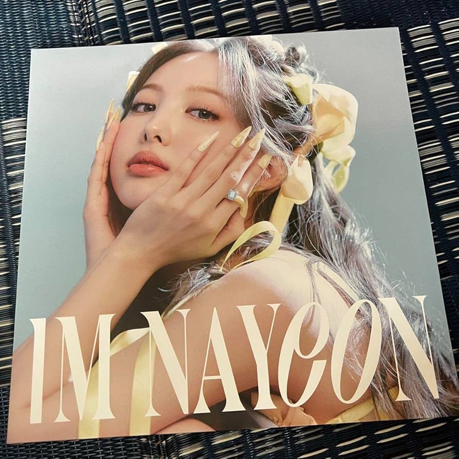 Amazon.co.jp: TWICE ナヨン pop lp vinyl レコード : おもちゃ