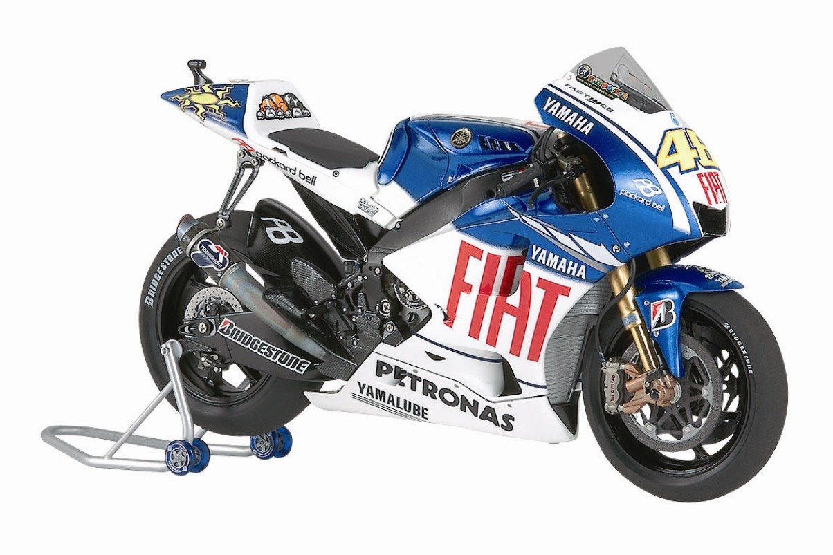 Amazon | タミヤ 1/12 オートバイシリーズ No.117 ヤマハ YZR-M1 2009