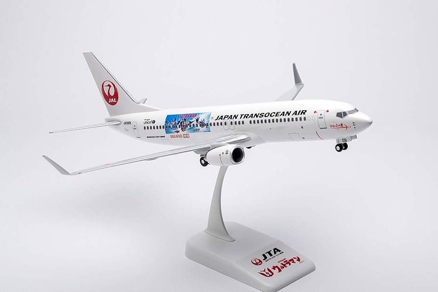 Amazon.co.jp: ☆* JALUX エバーライズ製 1/130 ボーイング 737-800