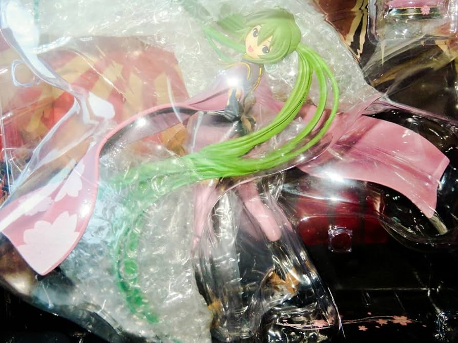 Amazon.co.jp: 千本桜 feat. 初音ミク 初音未來 (1/8スケール PVC塗装