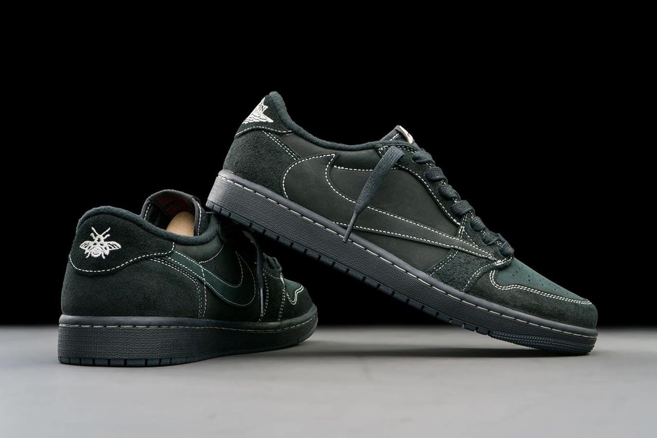 Amazon.com | Jordan Mens Air Jordan 1 Low OG TS DM7866 001 Travis