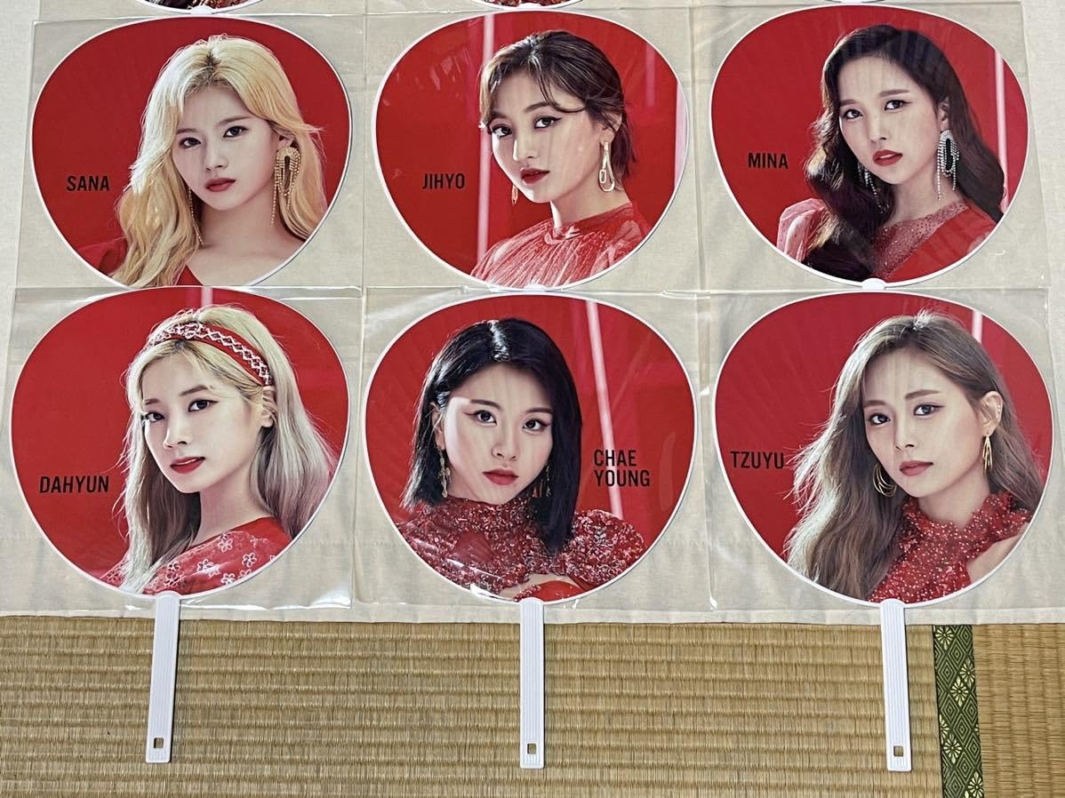 Amazon.co.jp: TWICE WORLD TOUR 2019 'TWICELIGHTS' IN JAPAN FC限定