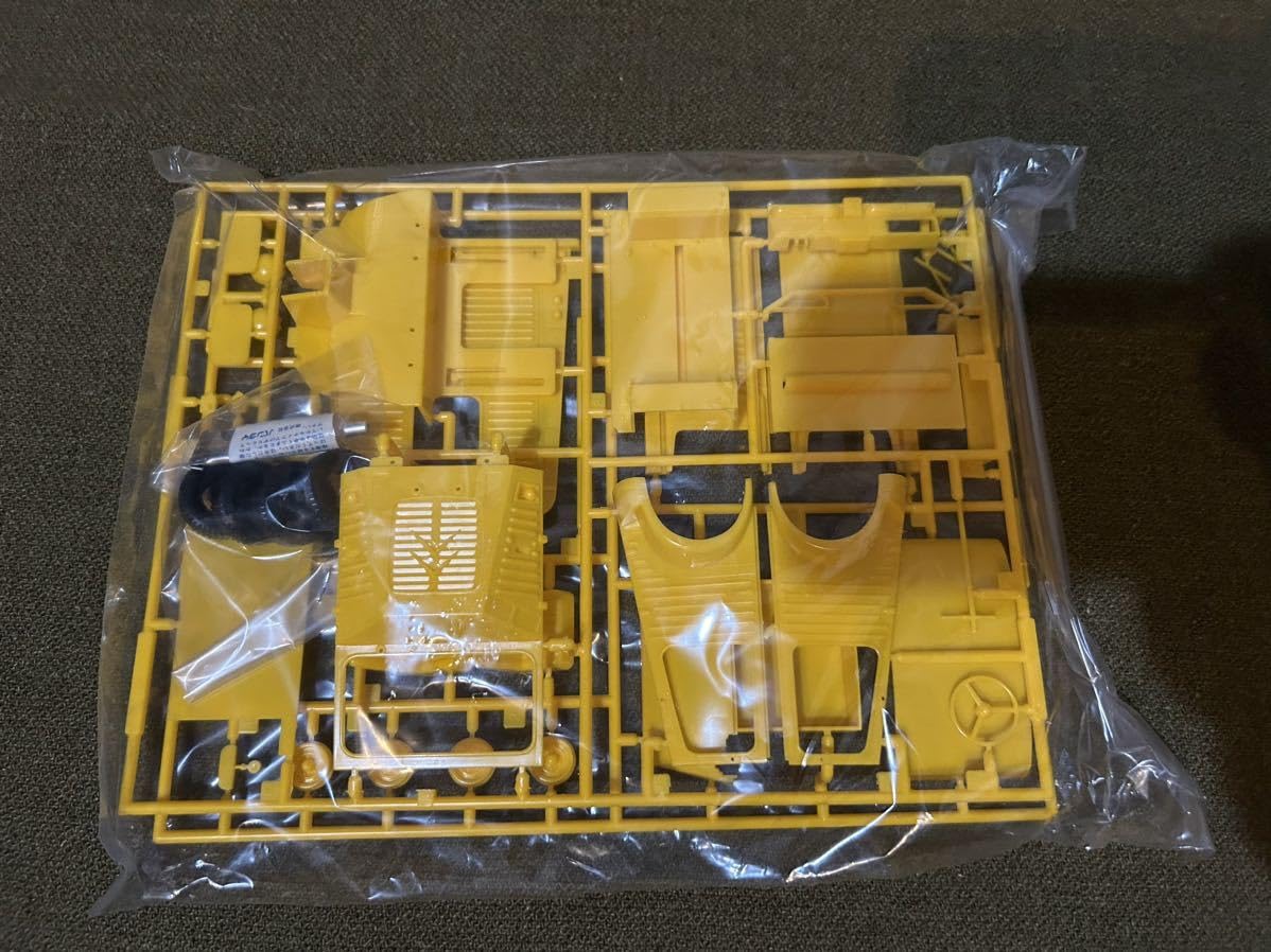 Amazon | んちゃバン Dr.スランプ アラレちゃん プラモデル 当時物