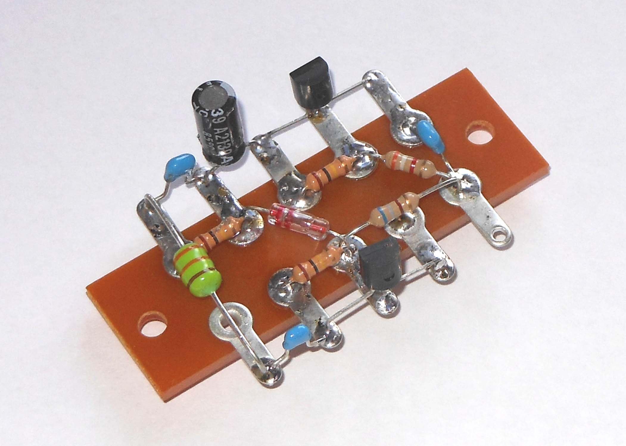 Amazon.co.jp: ［電子工作ラジオキット］2石トランジスタラジオキット