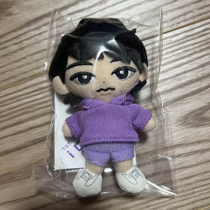 Amazon.co.jp: ?? 深澤辰哉 SnowMan ちびぬい ぬいぐるみ すのチル