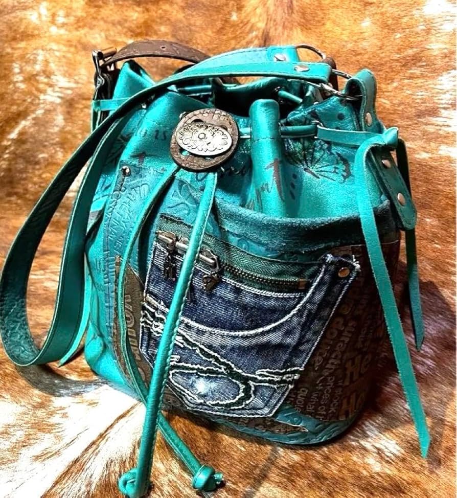Amazon.co.jp: 本革 巾着ショルダーバッグ グリーン デニムリメイク