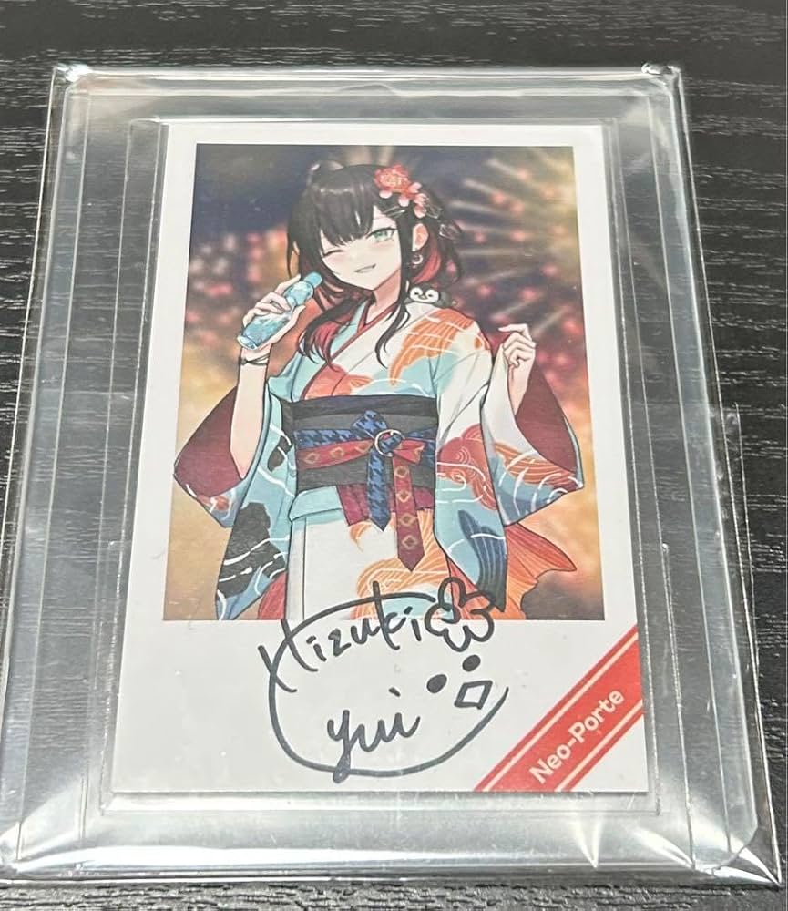 Amazon.co.jp: 緋月ゆい 直筆サイン入り チェキ風カード : おもちゃ