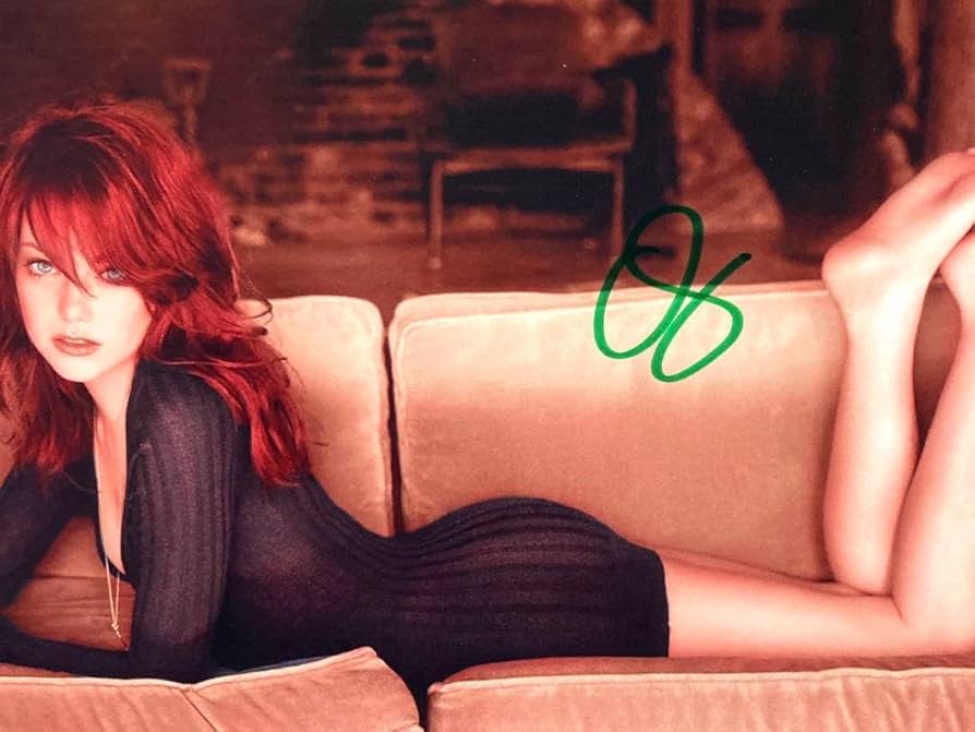 Amazon.co.jp: エマ・ストーン直筆サイン入り2Lサイズ写真… Emma Stone