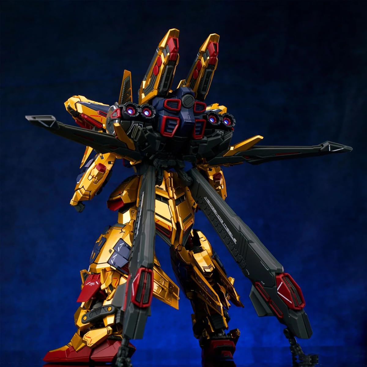 Amazon | シェンマモデル 黄金武士 フル武装形態 スタンド付属 合金