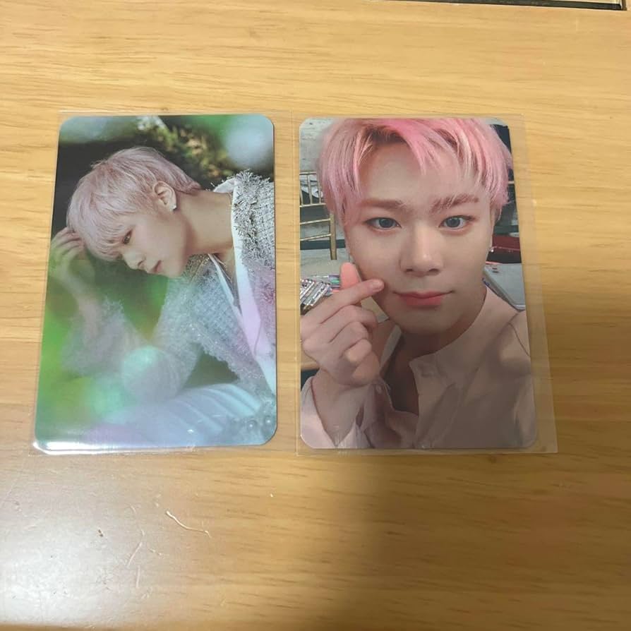 Amazon.co.jp: astro all light ムンビン トレカ : おもちゃ