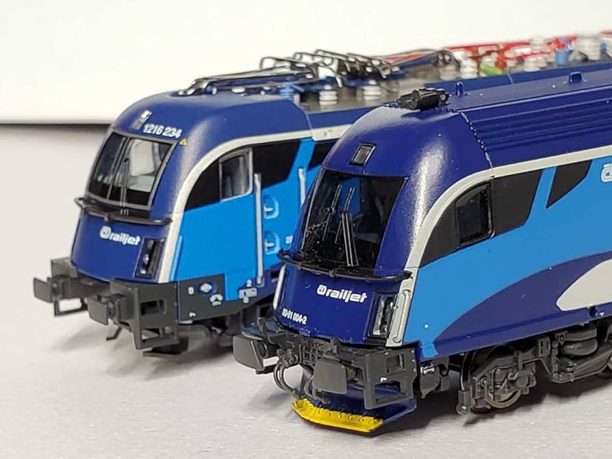 Amazon.co.jp: HOBBYTRAIN・FleischmannFLM チェコ鉄道レールジェット