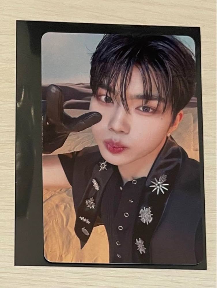 Amazon.co.jp: ZB1 ゴヌク パクゴヌク タワレコ ラキドロ トレカ