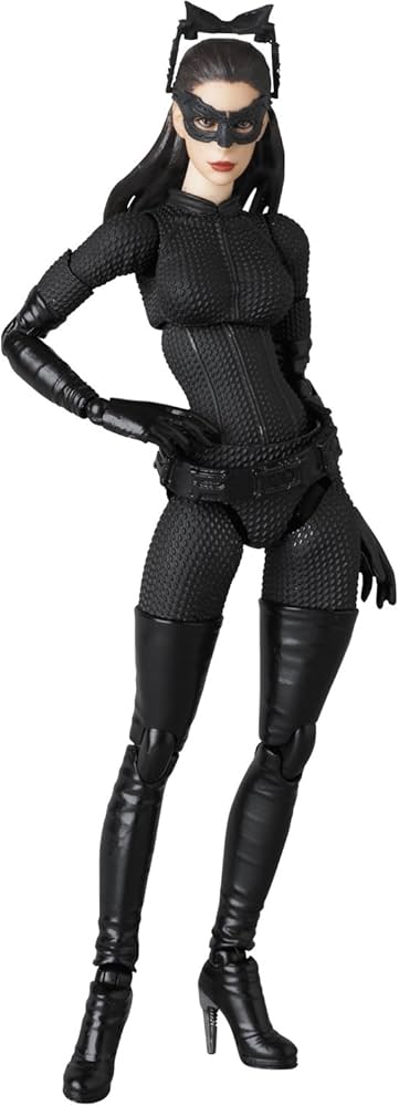 Amazon.co.jp: MAFEX(マフェックス) SELINA KYLE(ノンスケール