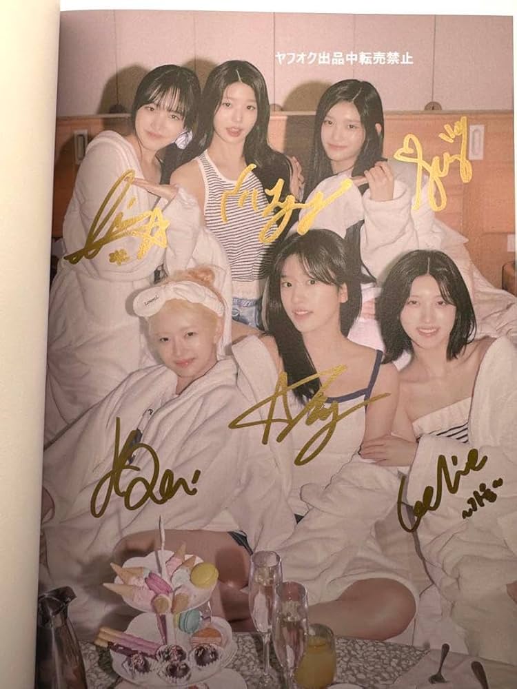 Amazon.co.jp: IVE◎全員直筆サイン入り◎公式写真集◎A DREAMY DAY