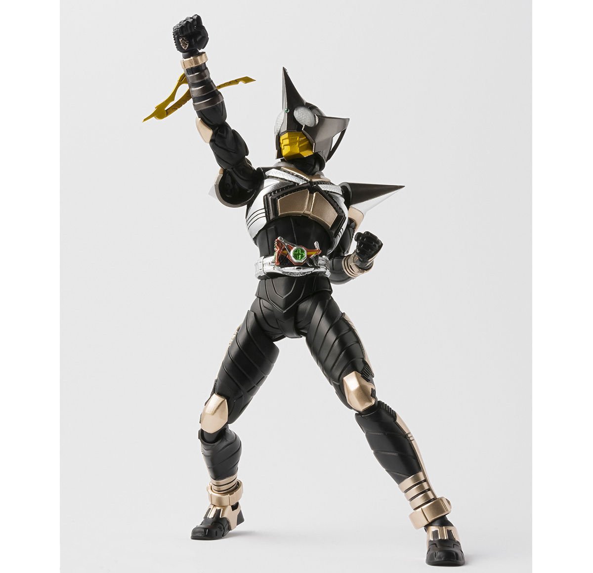 Amazon.co.jp: BANDAI S.H.フィギュアーツ(真骨彫製法) 仮面ライダー
