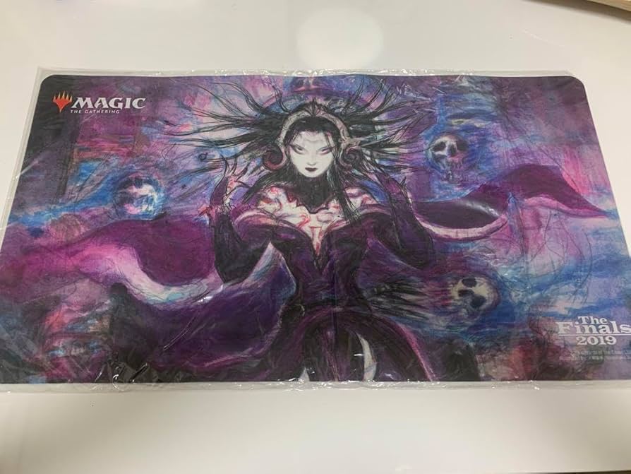 Amazon.co.jp: MTG リリアナ プレイマット The Finals 天野喜孝 限定