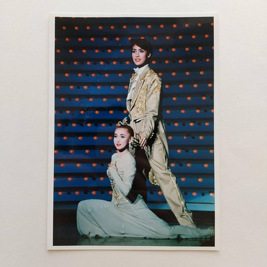 Amazon.co.jp: 宝塚歌劇団 月組 天海祐希 麻乃佳世 2Lサイズ