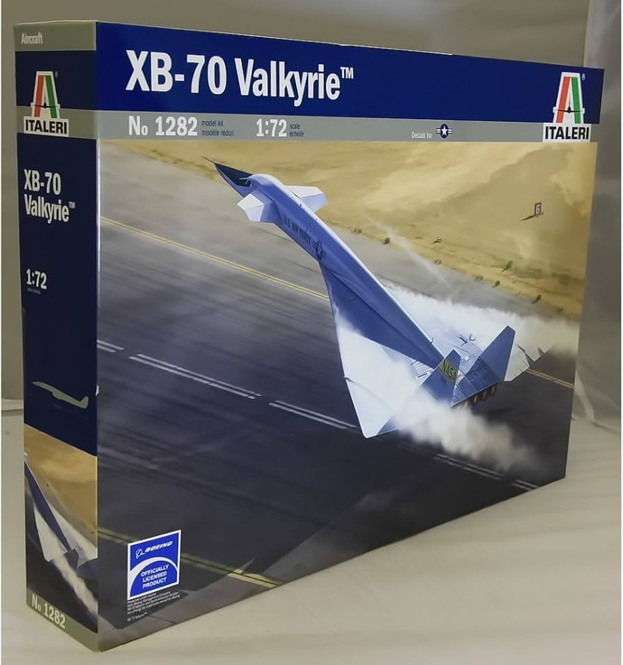 Amazon | タミヤ イタレリ 1/72 飛行機シリーズ 1/72 XB-70 超音速爆撃