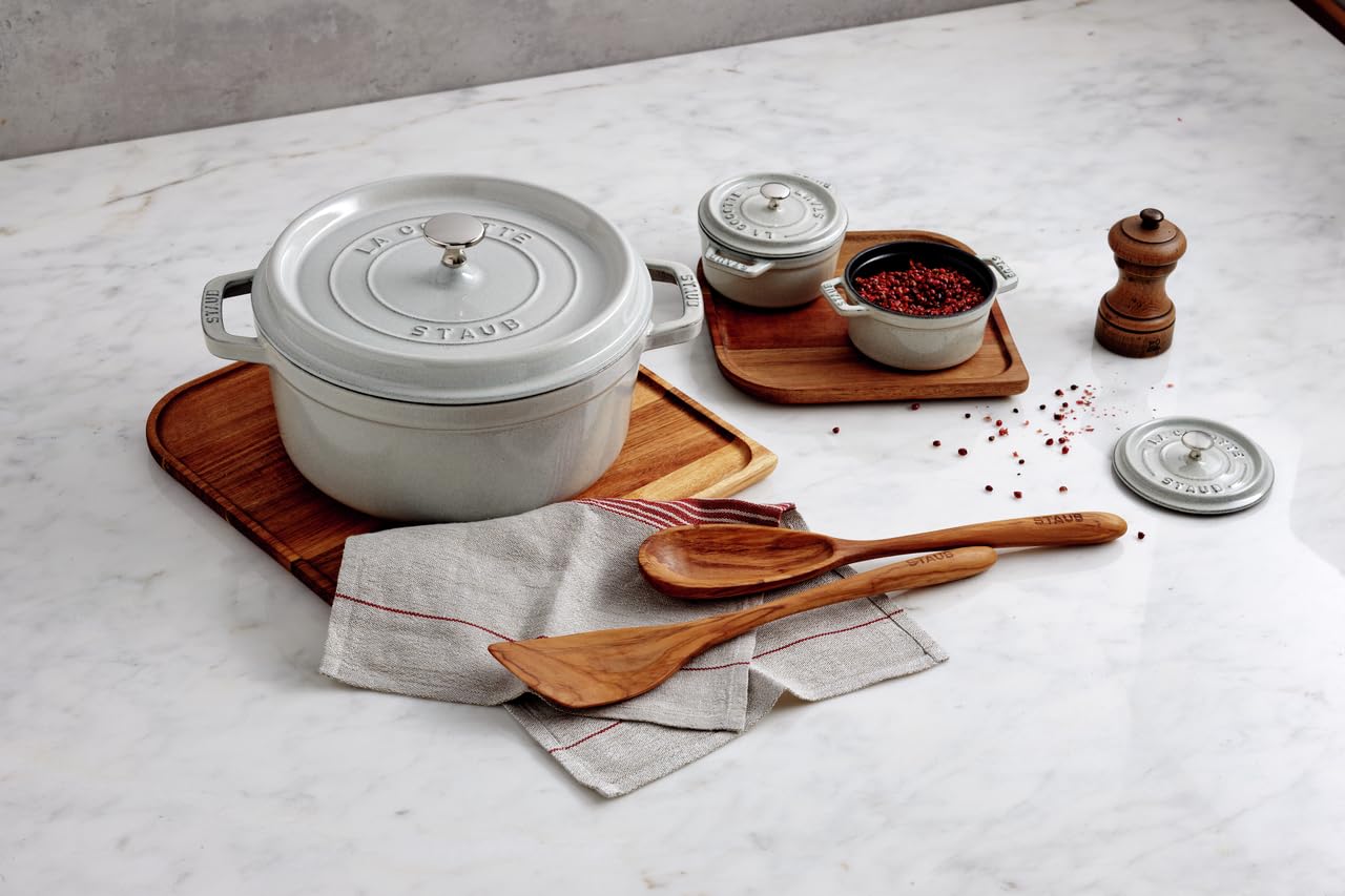 Amazon.co.jp: staub ストウブ 「 ピコ ココット ラウンド