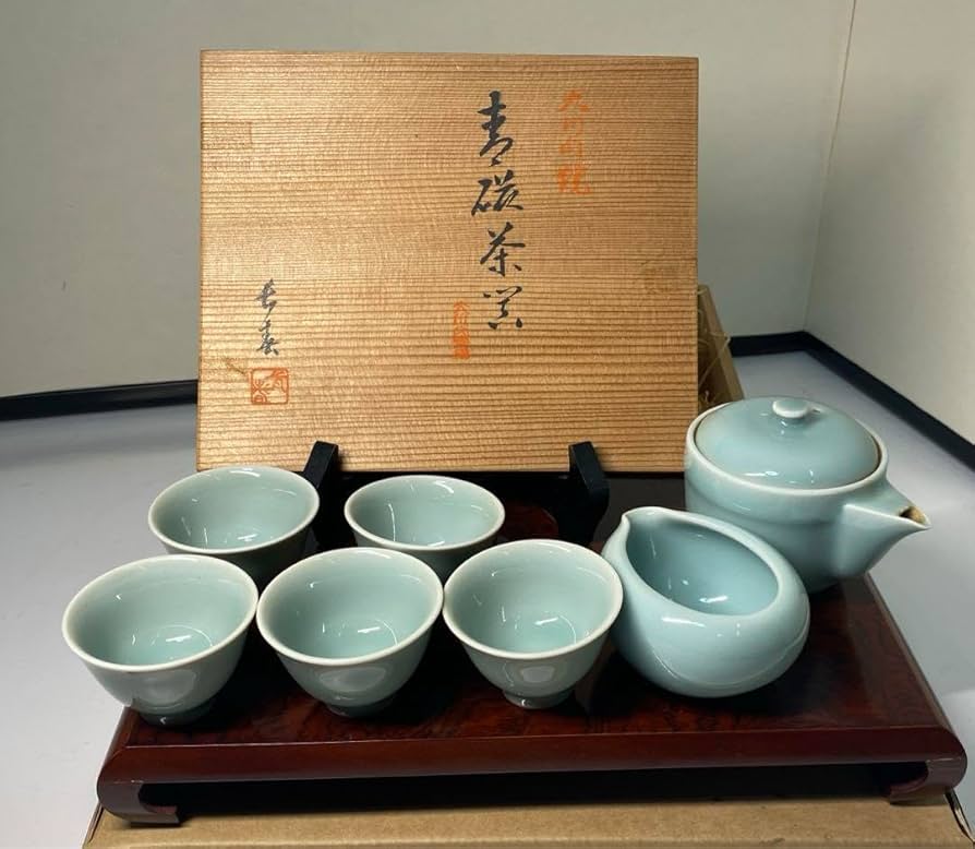 Amazon.co.jp: 小笠原長春造 大河内焼 青磁茶器（共箱） : ホーム