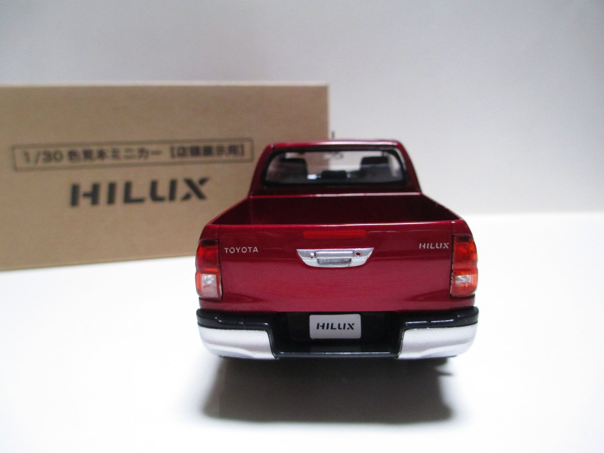 Amazon.co.jp: 1/30 トヨタ 新型ハイラックス HILUX 非売品 カラー