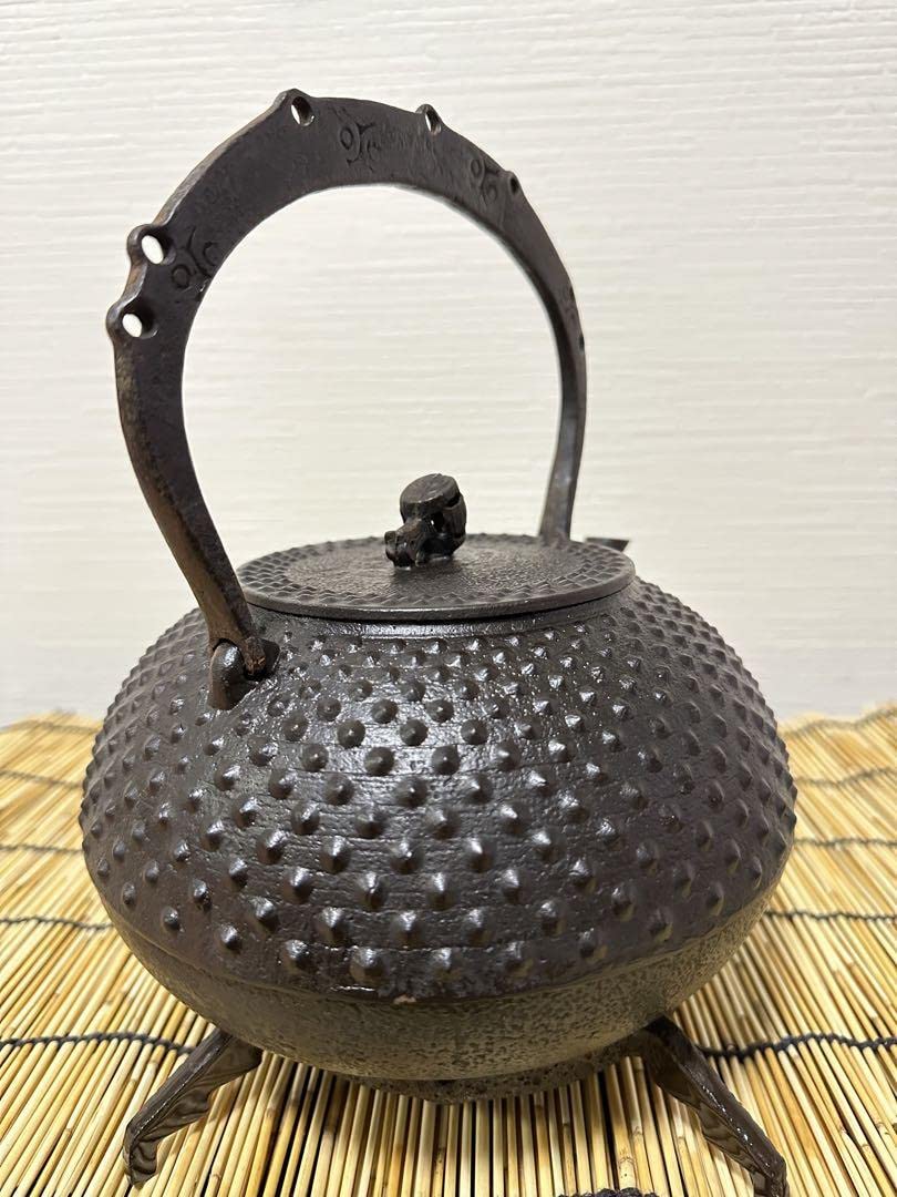 Amazon | 南部成龍堂鋳 及川光正 斎峰造 宝珠形馬蹄鉉 南部鉄瓶 南部