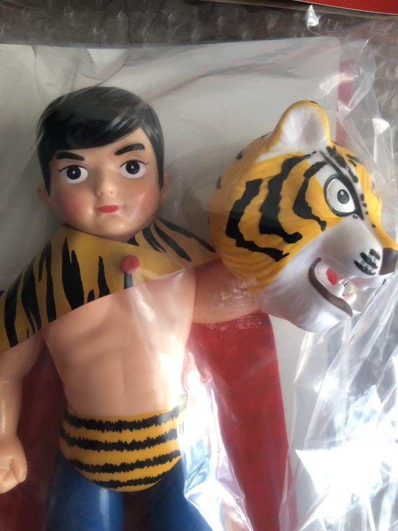 Amazon.co.jp: メディコムトイ タイガーマスク ソフビ 初期型きいろ1