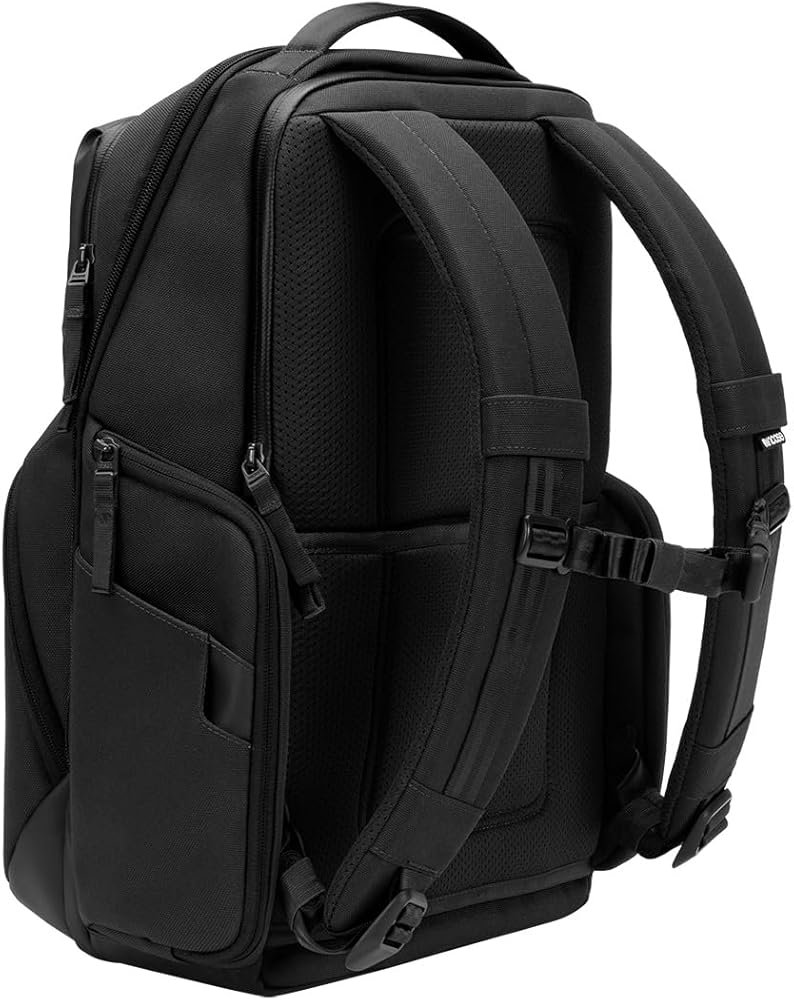 Amazon.com: Incase A.R.C. Commuter Backpack 26L – Work and Laptop
