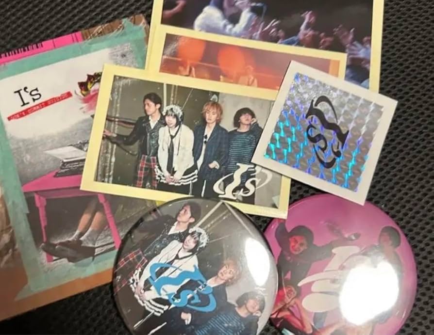 Amazon.co.jp: あのちゃん ano I's CD ステッカー バッジ : おもちゃ