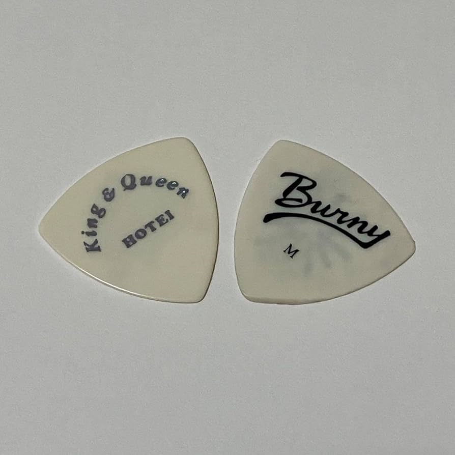 Amazon.co.jp: 布袋寅泰 ツアーグッズ King & Queen TOURピック 辻剛