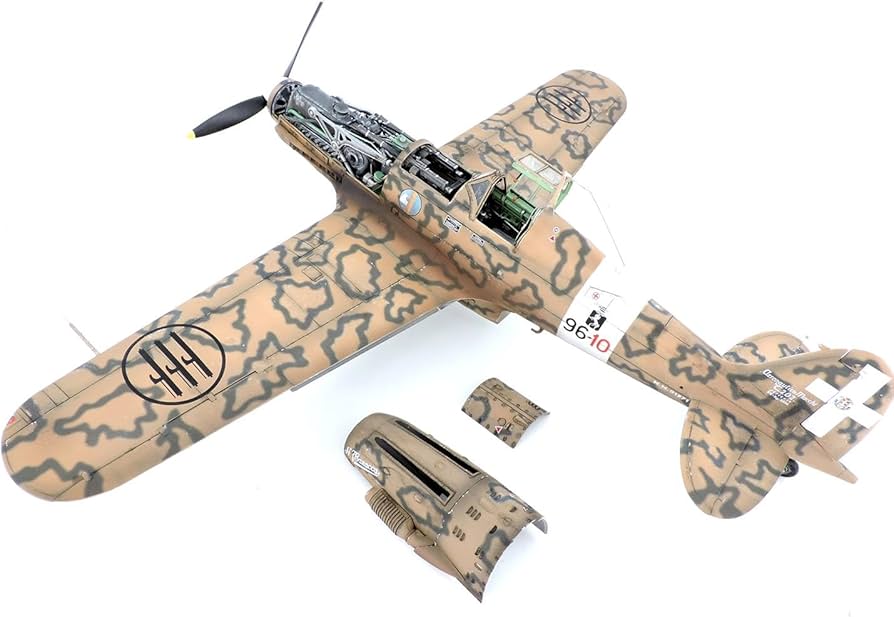 Amazon | Italeri イタレリ 1/32 WW2 イタリア マッキ MC.202