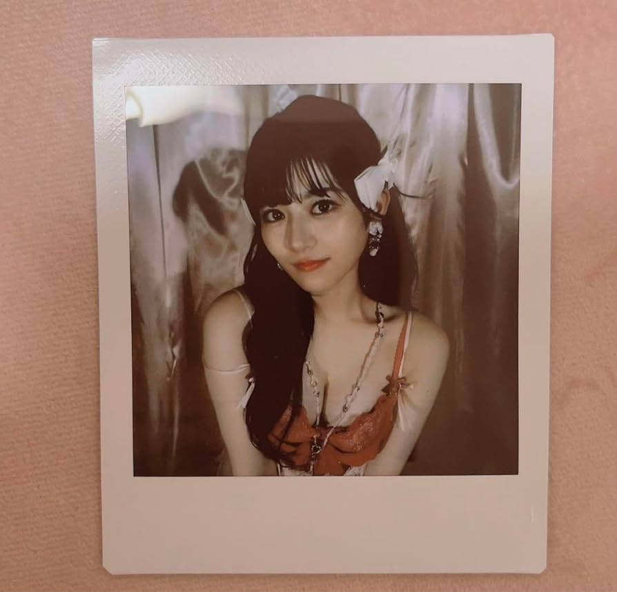 Amazon.co.jp: FRUITSZIPPER 月足天音 LARME チェキ : スポーツ