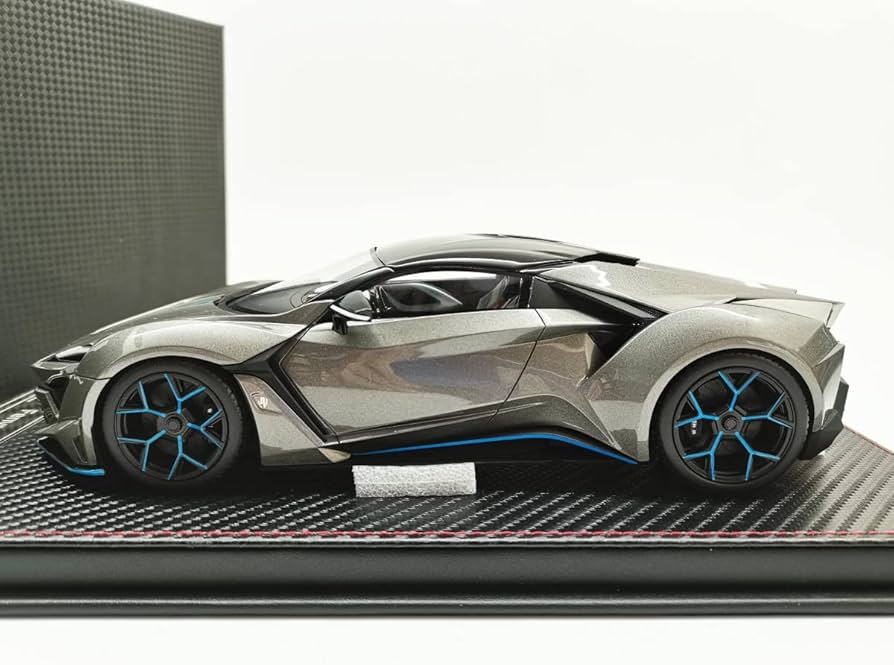 Amazon | W MOTORS 1/18 ライカン Fenyr Supersport | ミニカー・ダイ