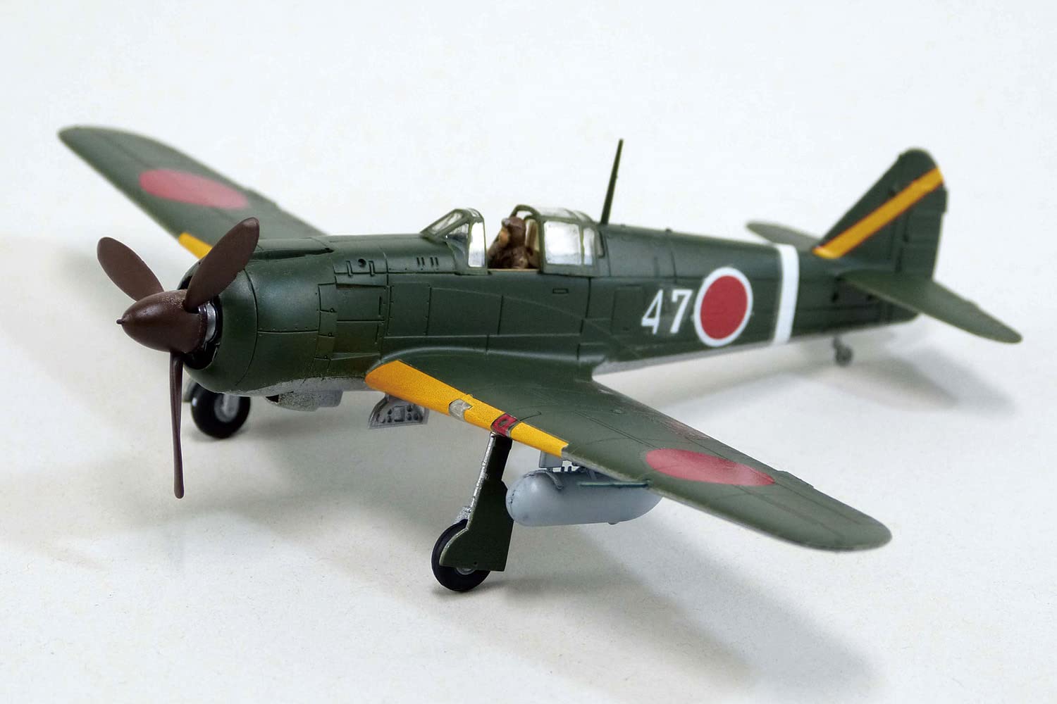 Amazon | 青島文化教材社(AOSHIMA) 1/72 航空機シリーズ No.4 五式戦
