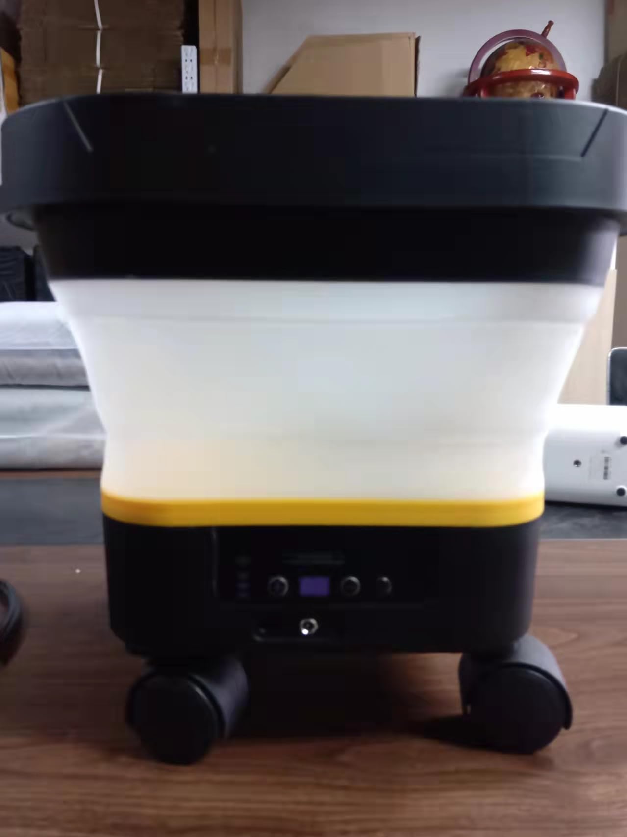 Amazon | Yoeyang 高圧洗浄機 13L折りたたみバケツ付き 6-in-1 多機能