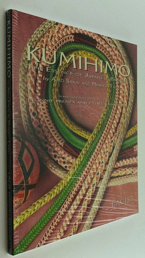 Amazon.co.jp: Kumihimo: The Essence of Japanese Braiding（組紐