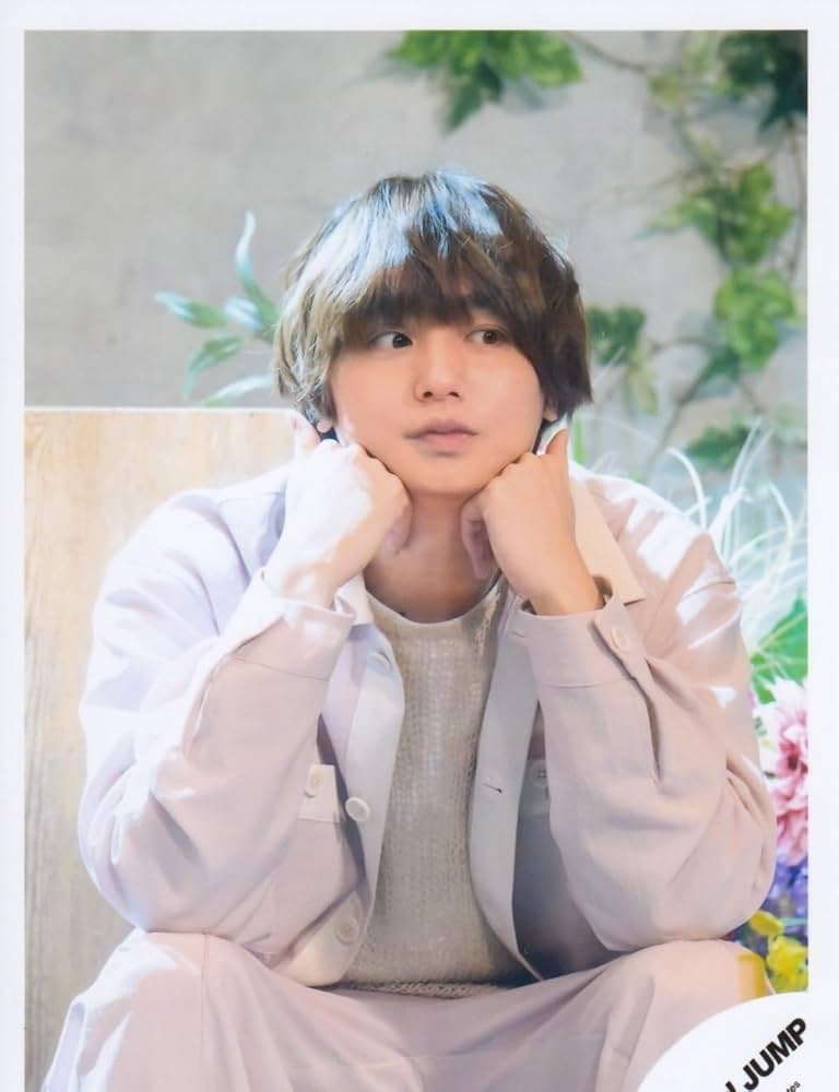 Amazon.co.jp: Hey! Say! JUMP 公式生写真（伊野尾慧）HAL00651 : おもちゃ