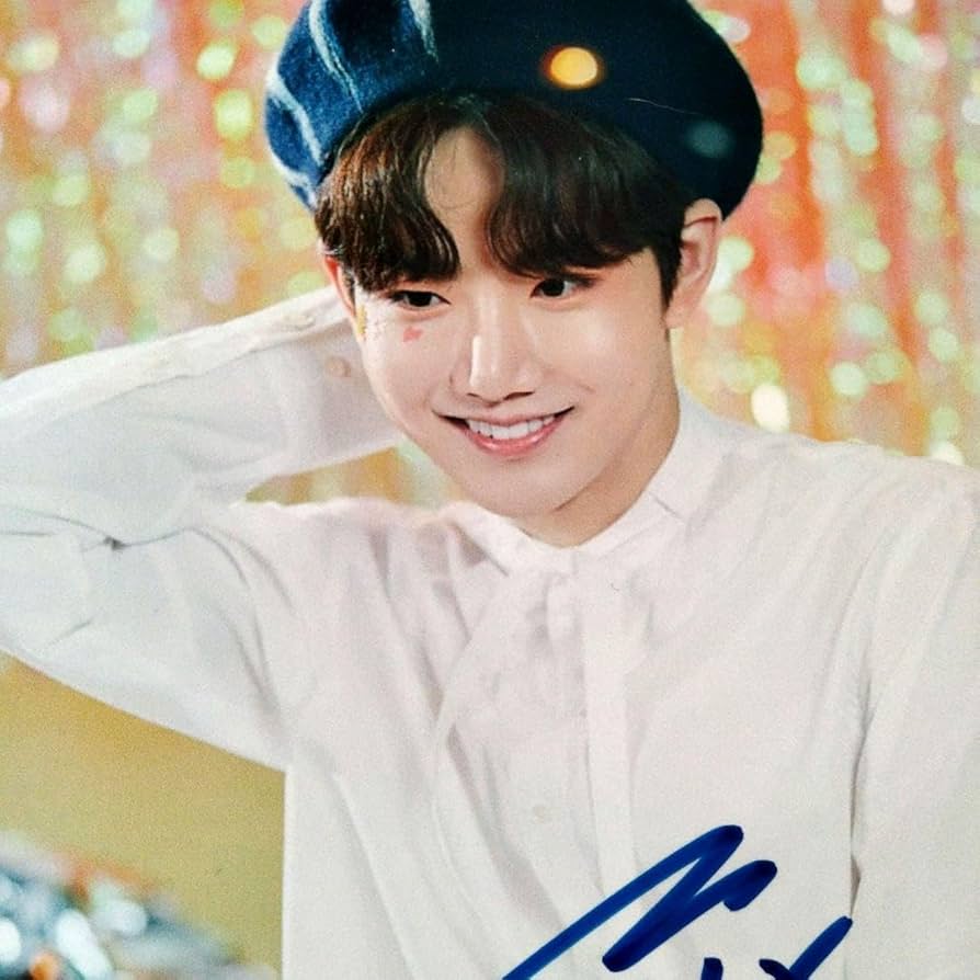 Amazon.co.jp: ジュンギュ直筆サイン入り2Lサイズ写真…JUNKYU…TREASURE