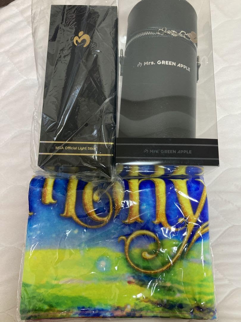 Amazon.co.jp: ミセスグリーンアップル ペンライト、ケース、タオルの3