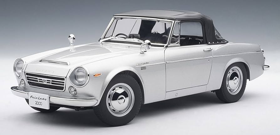 Amazon.co.jp: AUTOart 1/18 ダットサン フェアレディ 2000 (SR311