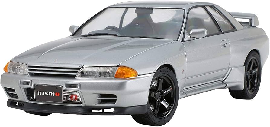 Amazon.com: Tamiya Nissan Skyline GT-R R32 - Nismo Custom 1/24
