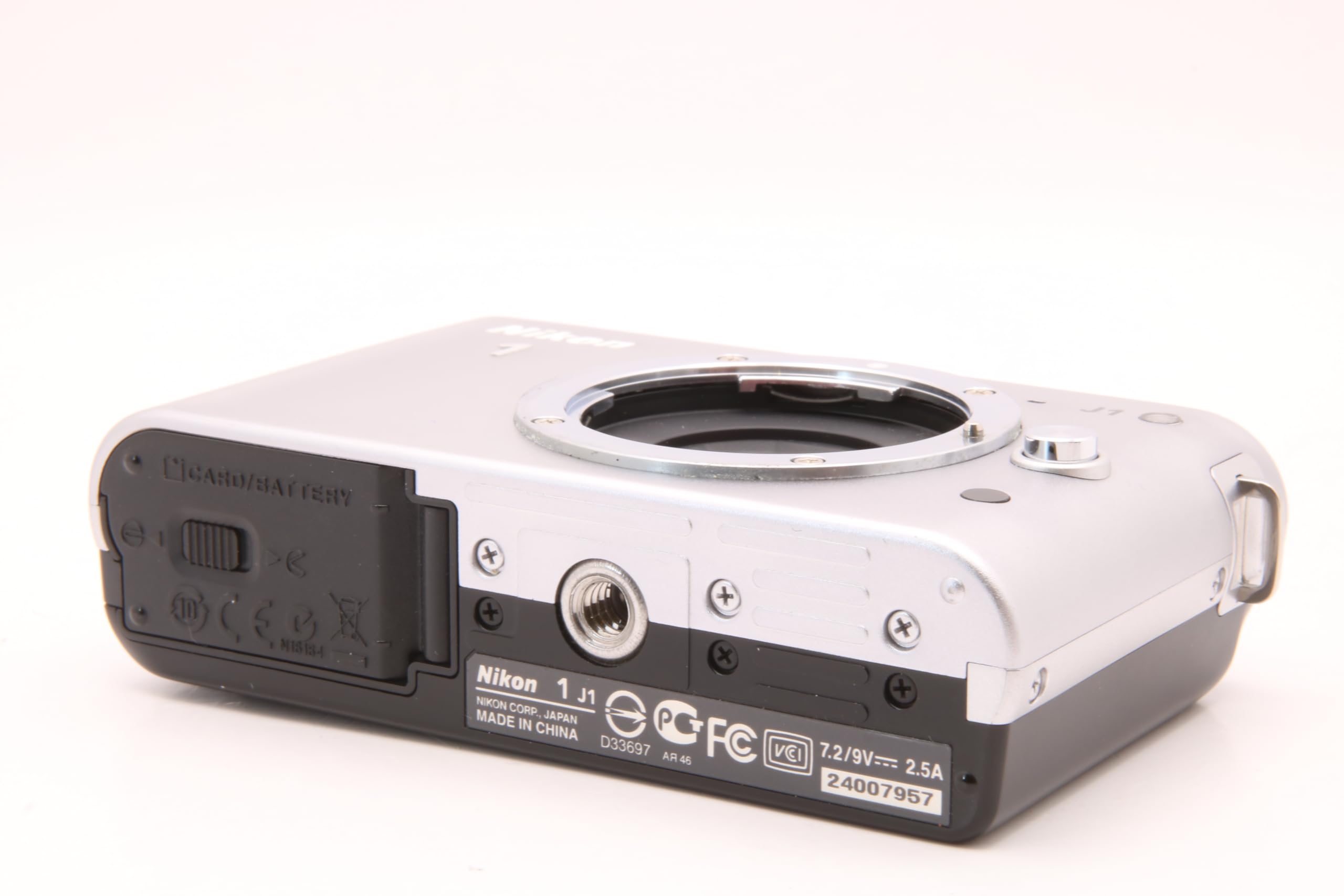 Amazon | Nikon 1 J1 ボディ シルバー | コンパクト 通販