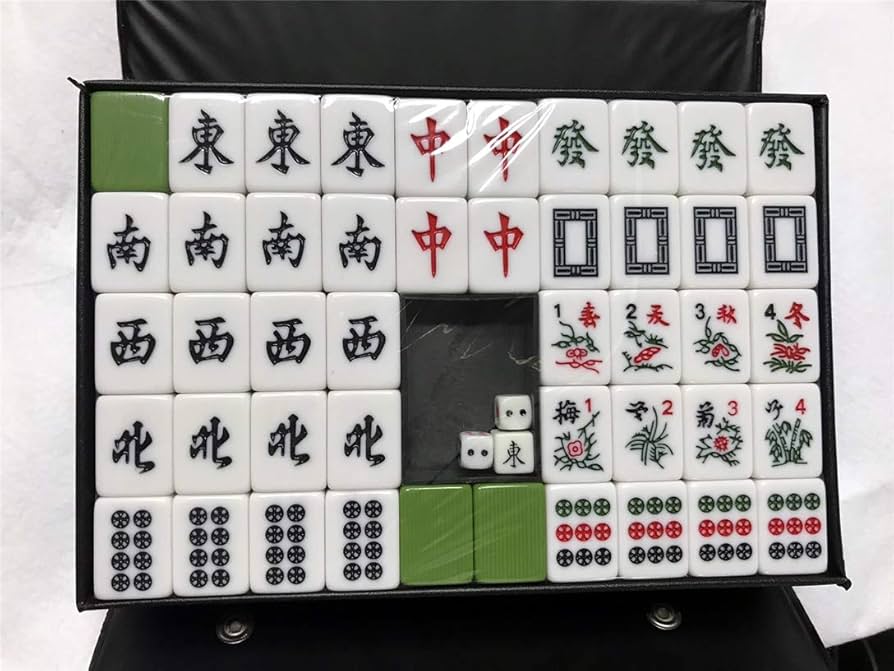 Amazon.co.jp: 本格の家庭用マージャン牌（セット約3kg) (緑）重量感