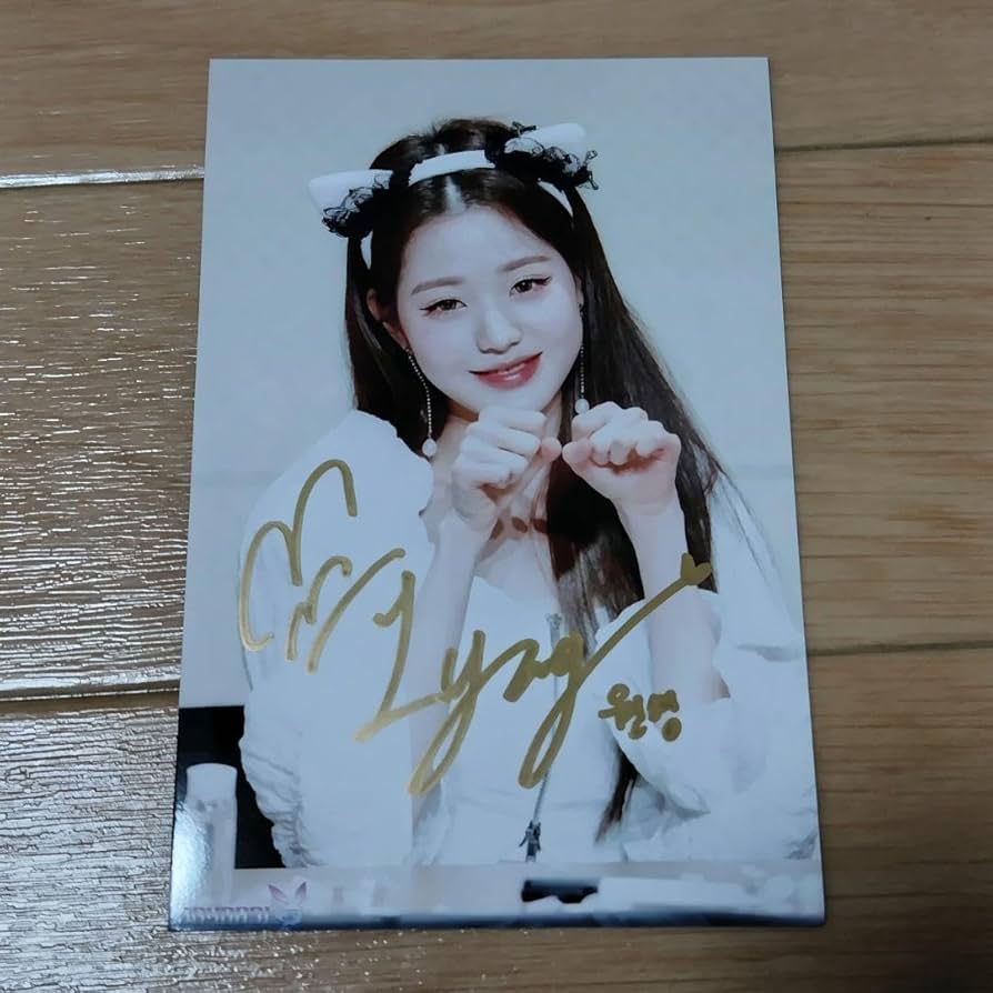 MEGAN autograph 直筆サイン ミニポスター MEGAN autograph 直筆サイン